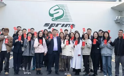 SprintPCB встречает 2025 год со страстью и целеустремленностью: новый год, новое начало!
